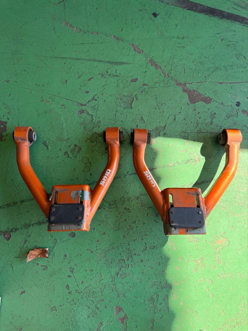 GR系　アッパーアーム　SKID