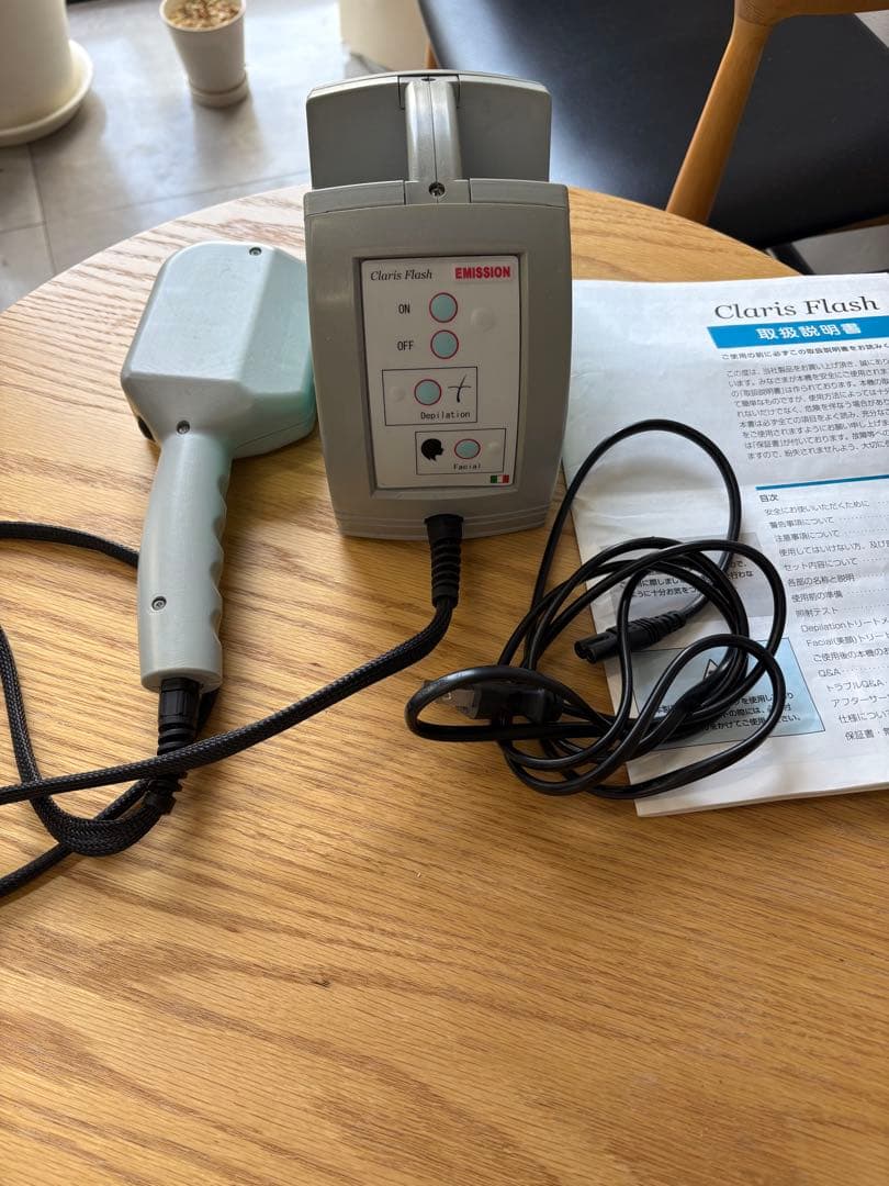 Claris Flash 脱毛器　美顔器