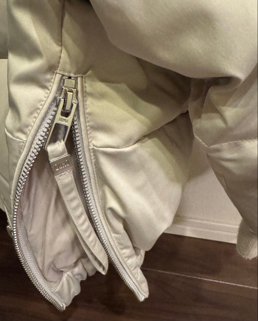 DUNO HEKA ダウンジャケット ベージュ　MESTRE 38