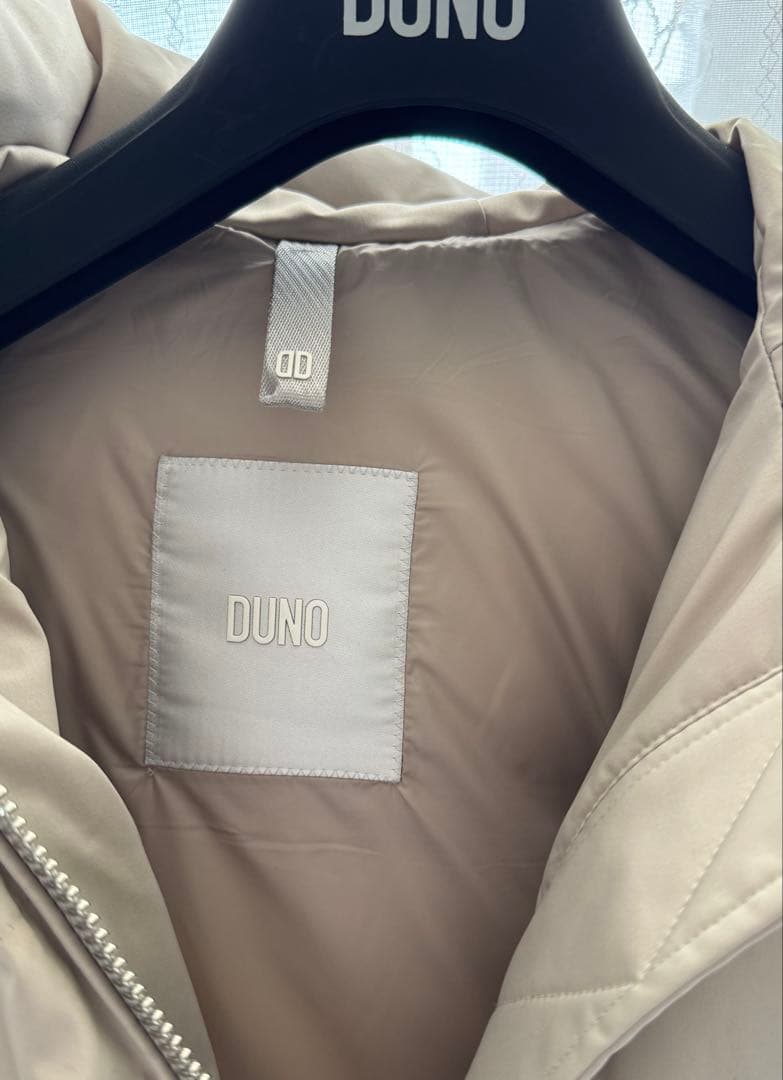 DUNO HEKA ダウンジャケット ベージュ　MESTRE 38