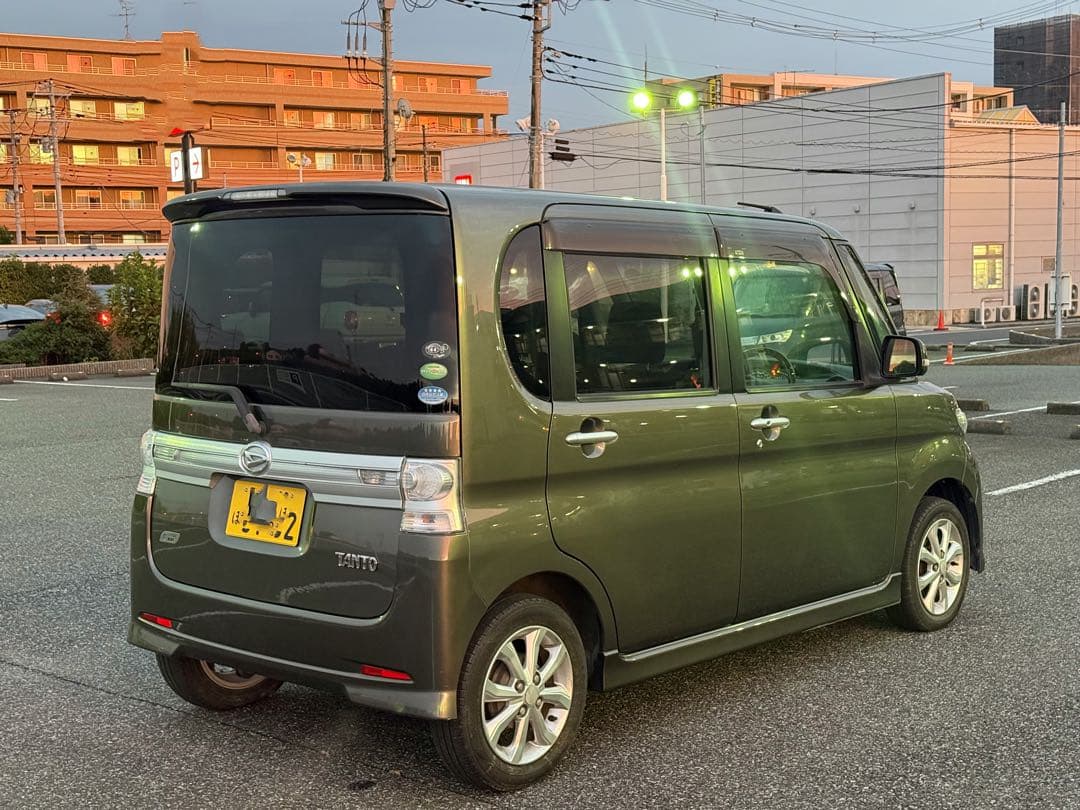 タントカスタム　車検8/4 ナビ　TV パワースライドドア　エコアイドル❗️
