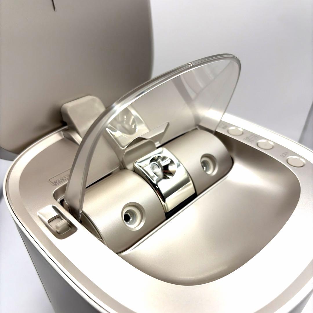 美品Panasonic EH-SA0B-N スチーマーナノケア　ゴールド調　箱付