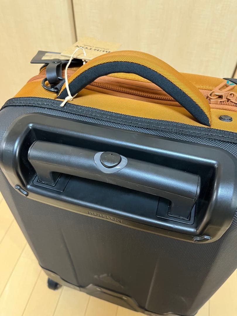 【たこやき商会】新品未使用 Burton キャリーバック 38L