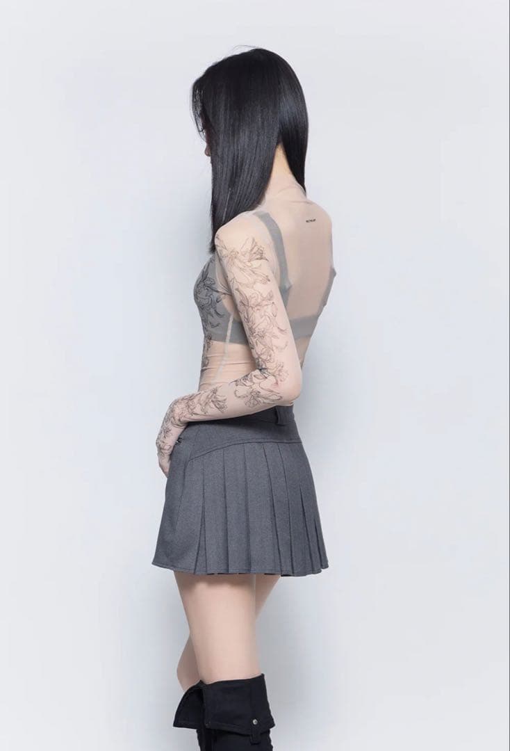 トップス theredthread lily tattoo tops