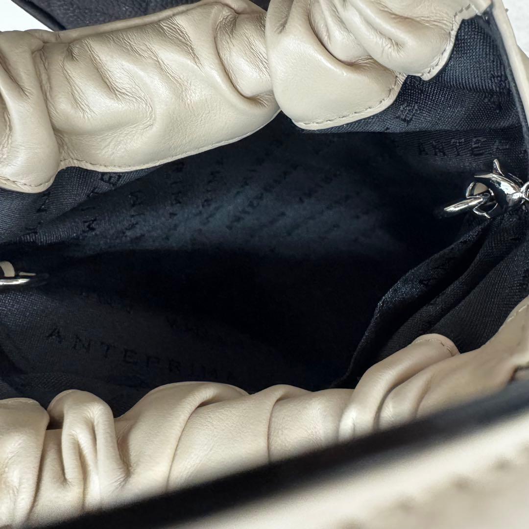 アンテプリマ ポシェット18cm x 19cm 未使用品