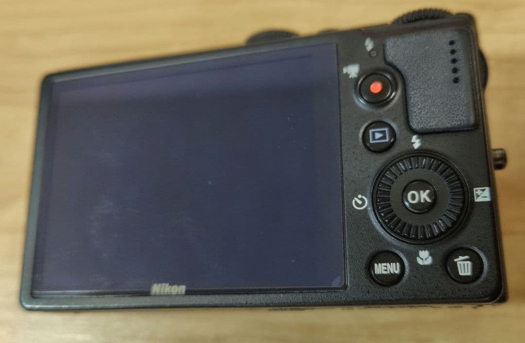 【ジャンク品】Nikon COOLPIX P310 コンパクトデジタルカメラ