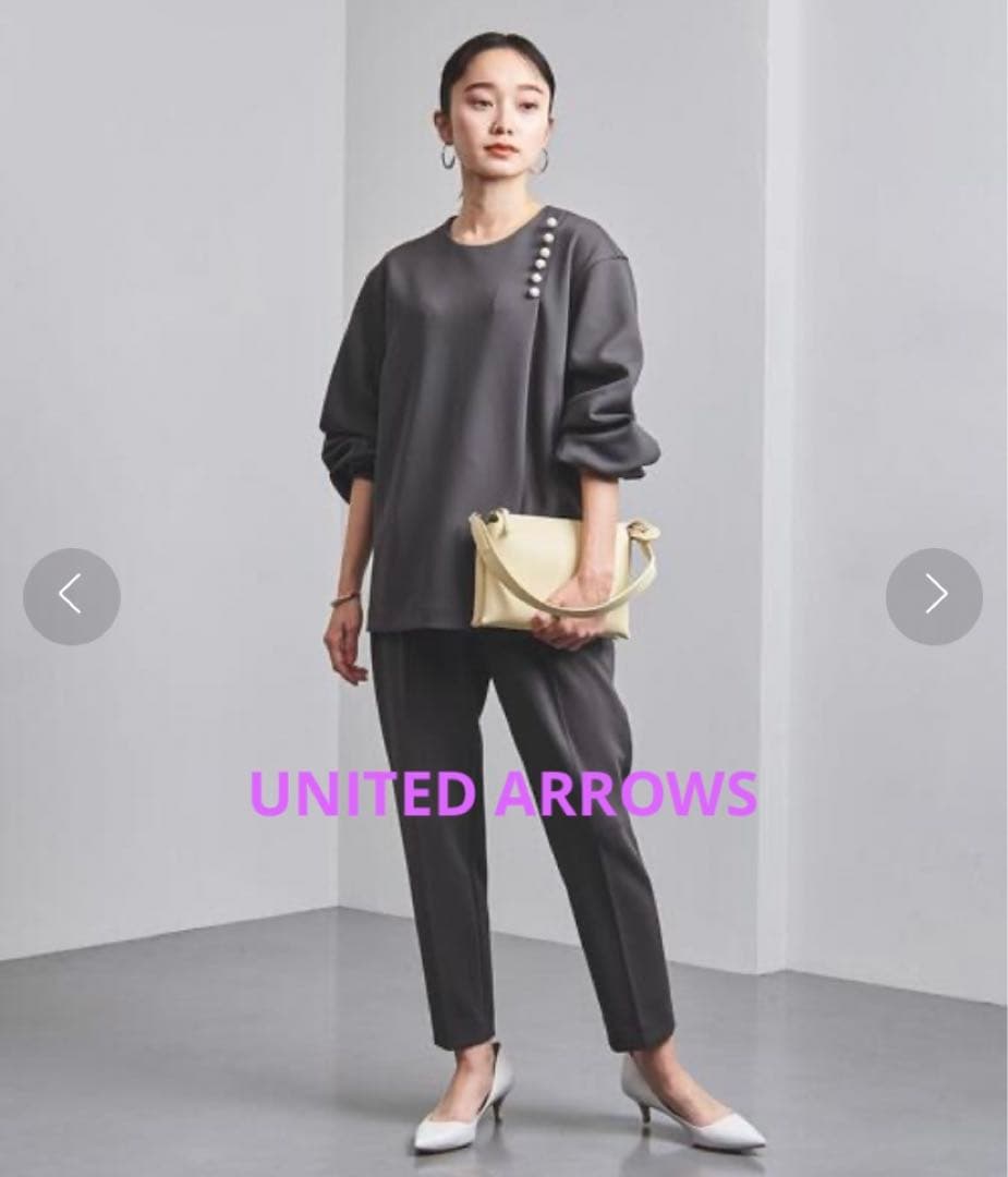 UNITED ARROWS SPONGY サイド パール ブラウス