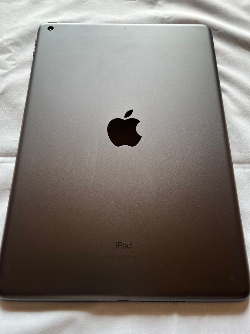 Amane Apple iPad 第9世代 スペースグレー　64G