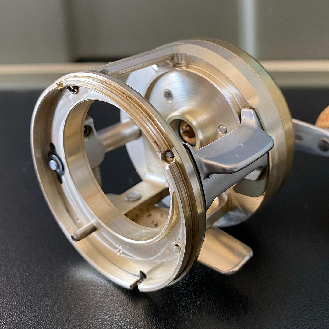 上*剛様 ダイワ『ミリオネア』CV-Z 203（右巻き）