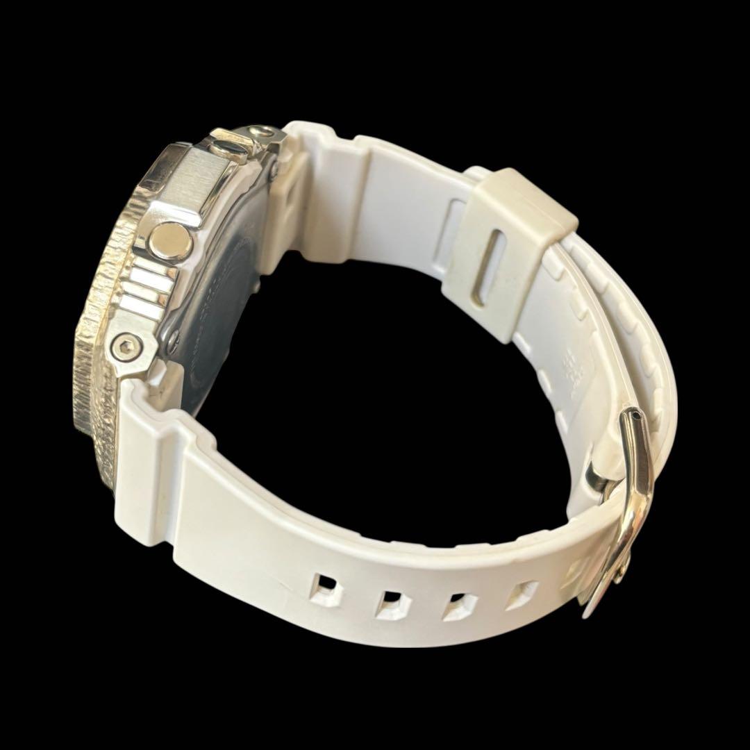 G-SHOCK GショックGM-5600 ゴールド/ホワイト　40周年モデル