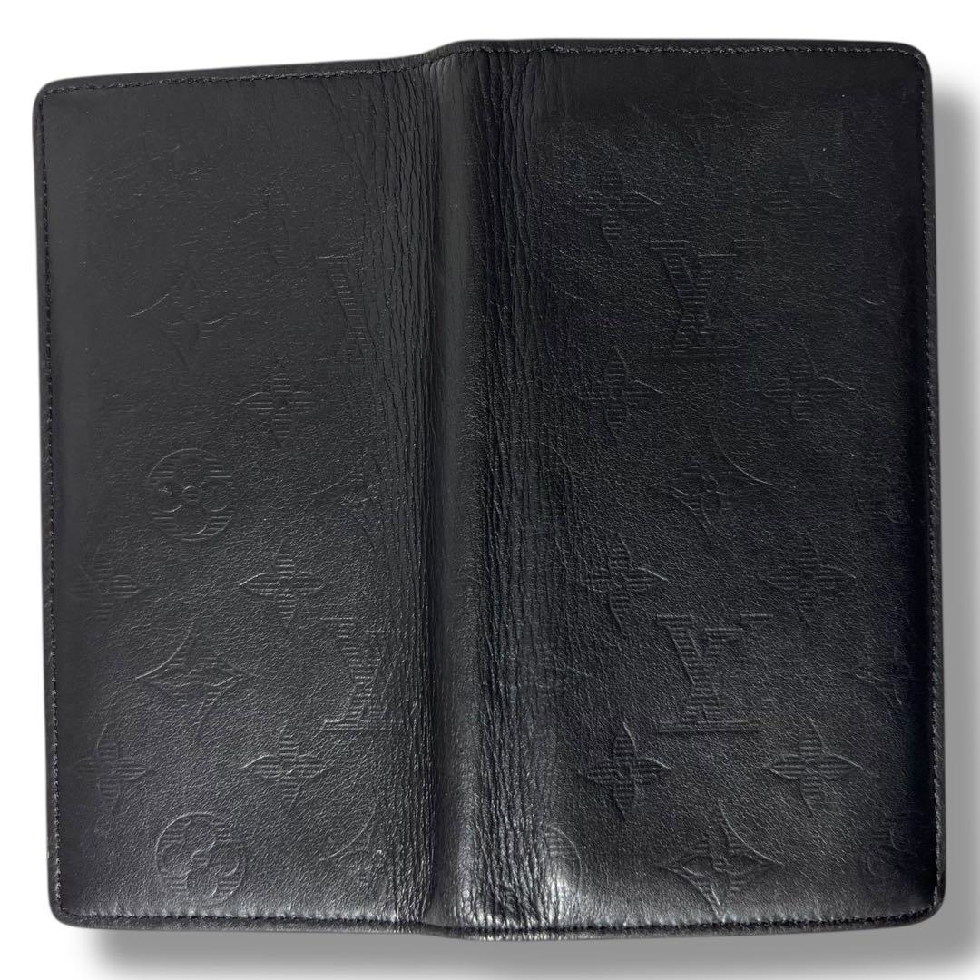 ルイヴィトン　モノグラムシャドウ　ポルトフォイユブラザ　長財布　二つ折り