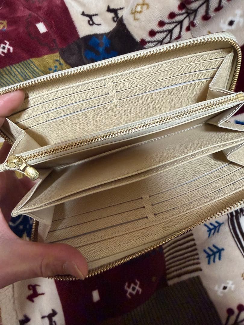 ルイ・ヴィトンチェック柄　ダミエ　長財布　送料込み！