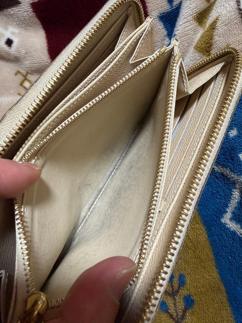 ルイ・ヴィトンチェック柄　ダミエ　長財布　送料込み！