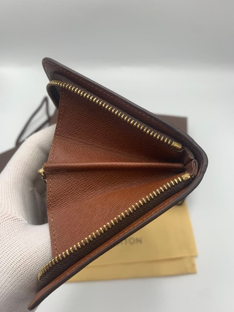 ルイヴィトン　モノグラム　ポルトモネジップ　長財布　財布　ラウンドジップ