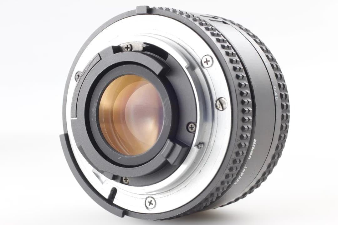 Nikon F100 フィルム一眼レフカメラ50mm f/1.8D レンズ