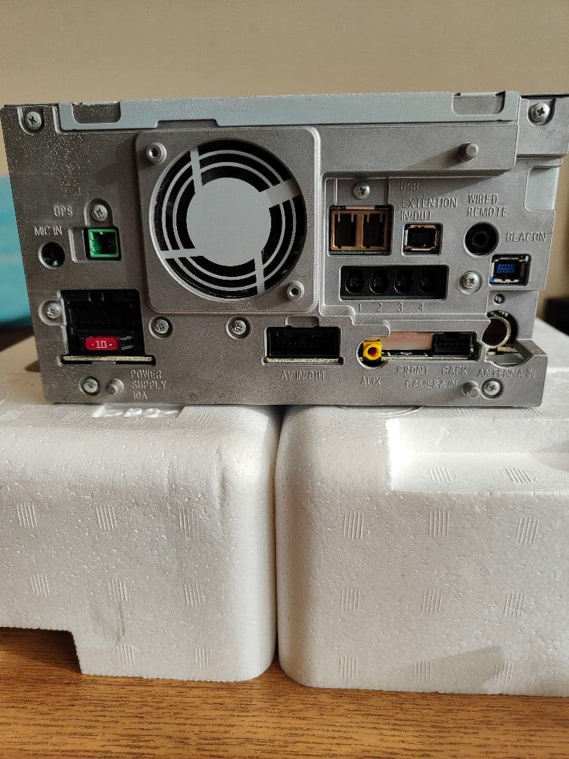 パイオニア　カロッツェリア　サイバーナビ　AVIC-ZH77　フルセグ　中古