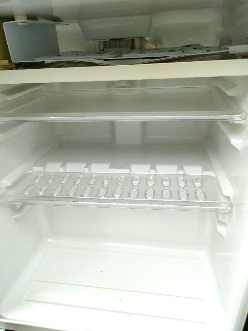 東芝 小型冷蔵庫 希少な左開き 自動霜取 ホテル客室仕様 静音 左右扉付替え可能