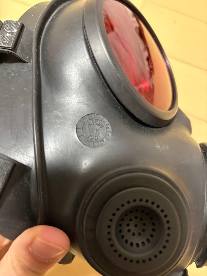 AVON S10 ガスマスク 赤レンズ付き