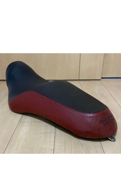 ハーレースポーツスター04年以降シート