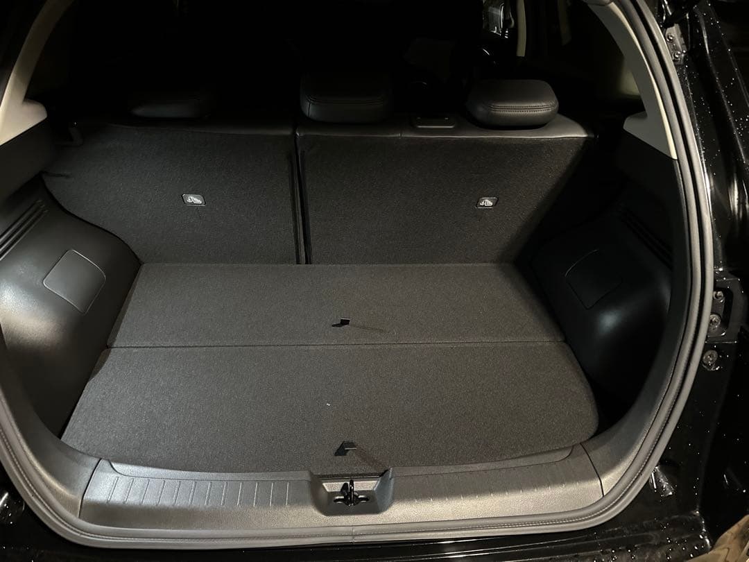 ノートオーラ ラゲッジアンダーボックス