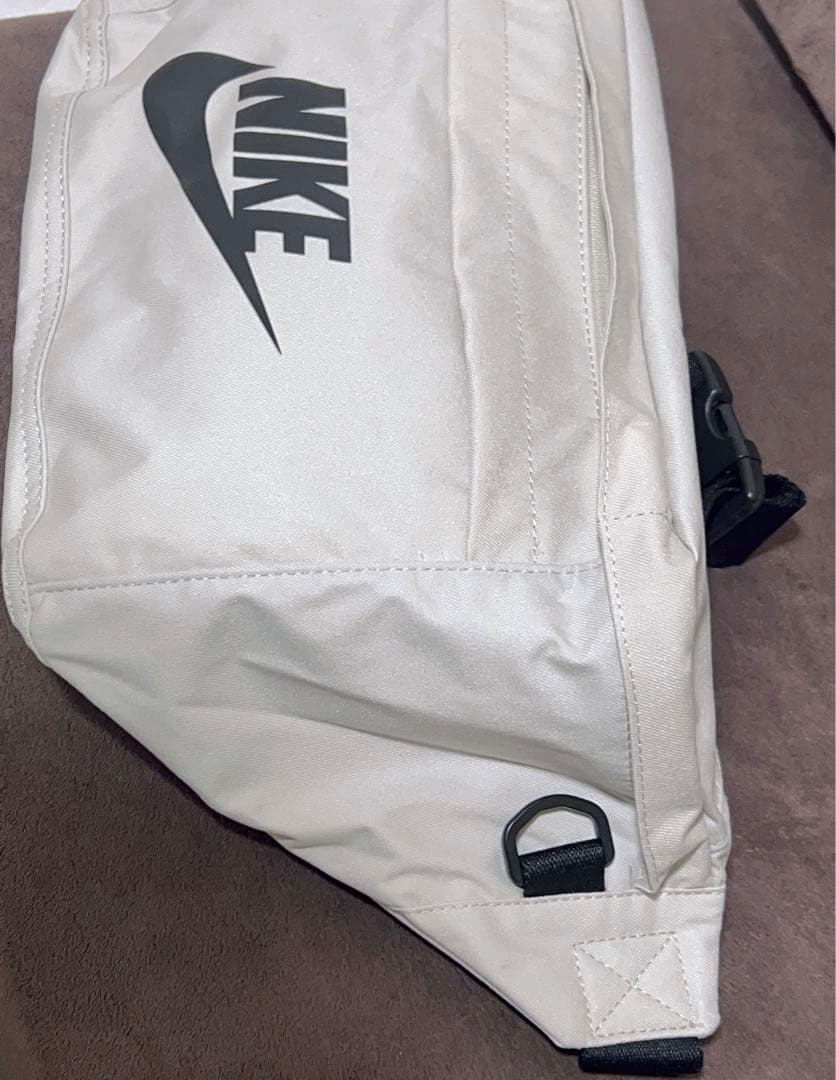 NIKE ナイキ テック ボディーバッグ ヒップパック ホワイト系【未使用】
