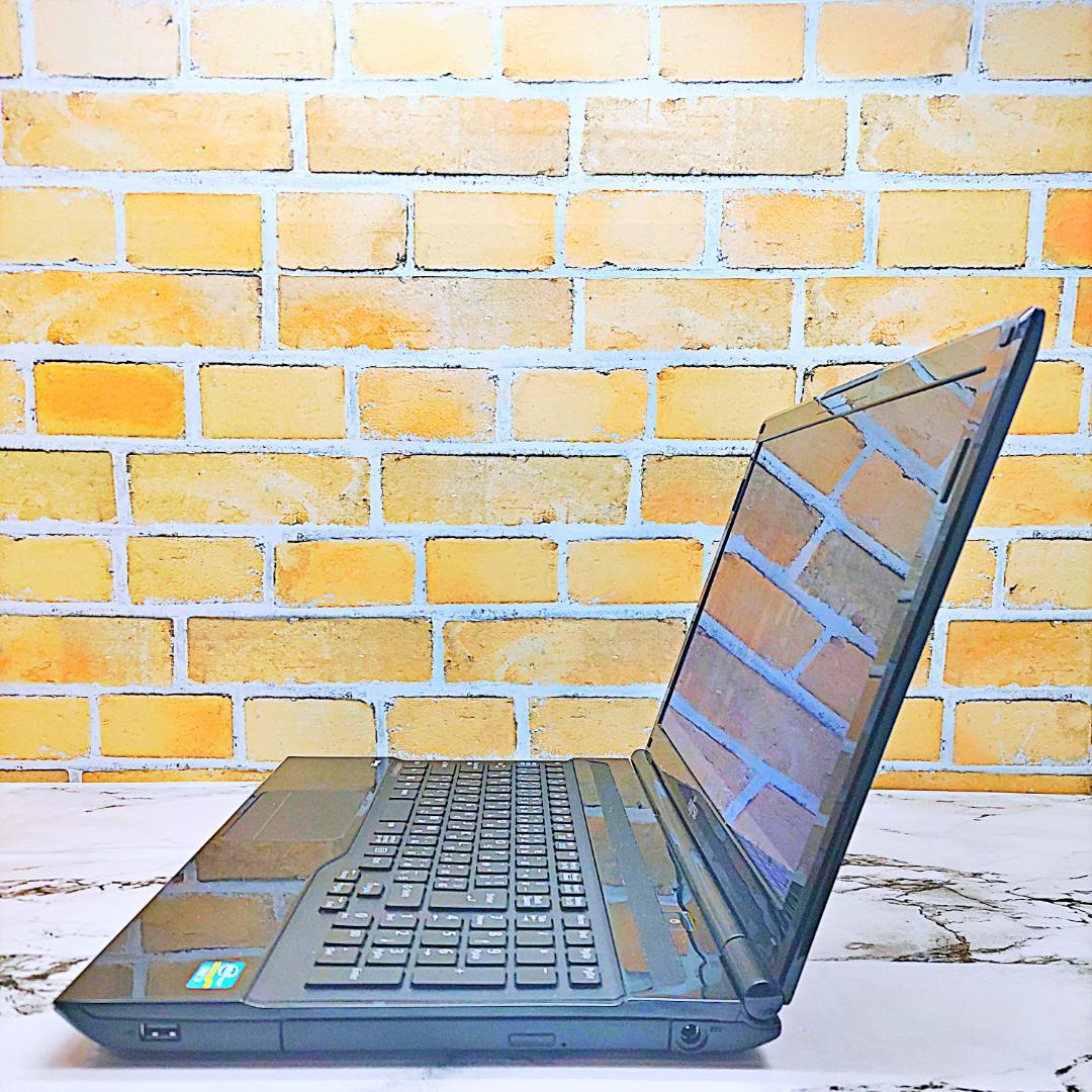 最強Core-i7搭載ノートパソコン❤️爆速SSD❤️メモリ16G✨ハイスぺ☘️