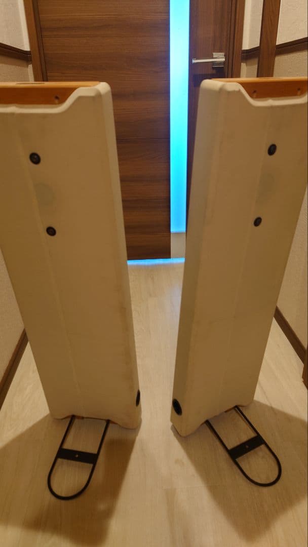 シークエンス　SEQUENCE　スピーカー