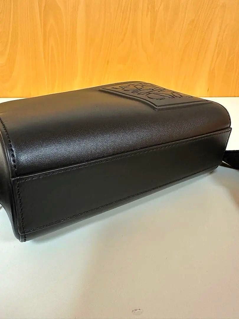 期間限定値下げ LOEWE カメラ クロスボディバッグ ミニ ブラック付属品完備