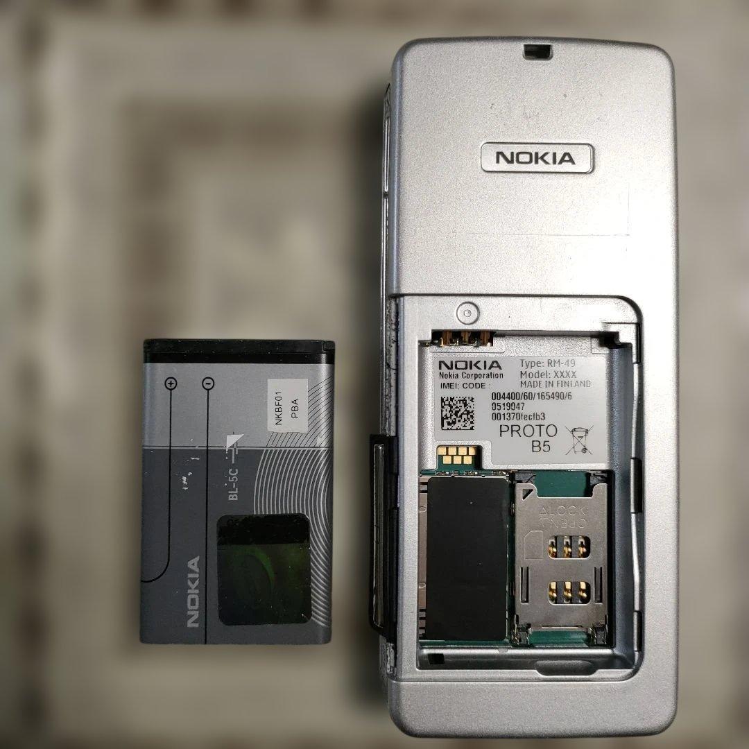 ノキアNOKIAビジネス向けスマートフォン『E60』フィンランド製 純正バッテリ