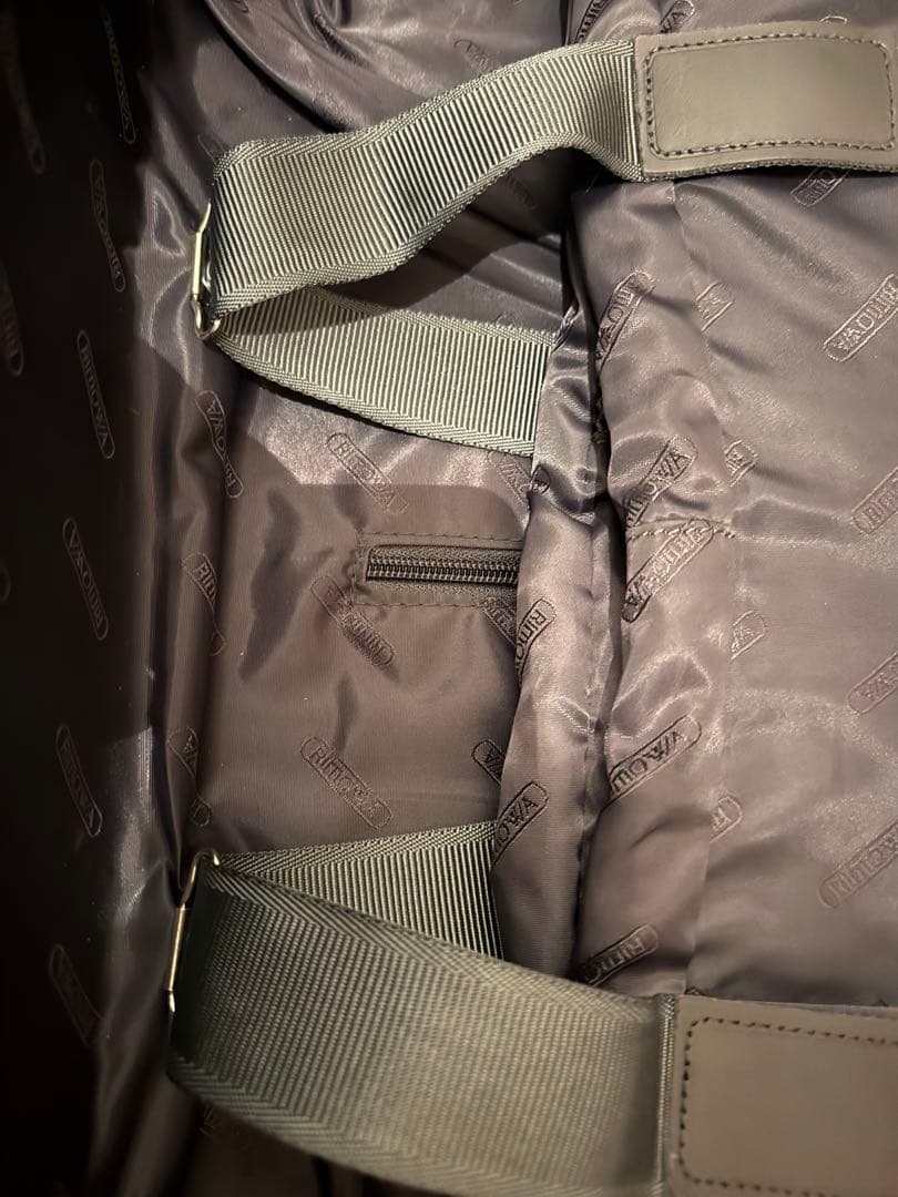 美品/SALE/お得）REMOWAリモワ トパーズ ステルス 82L