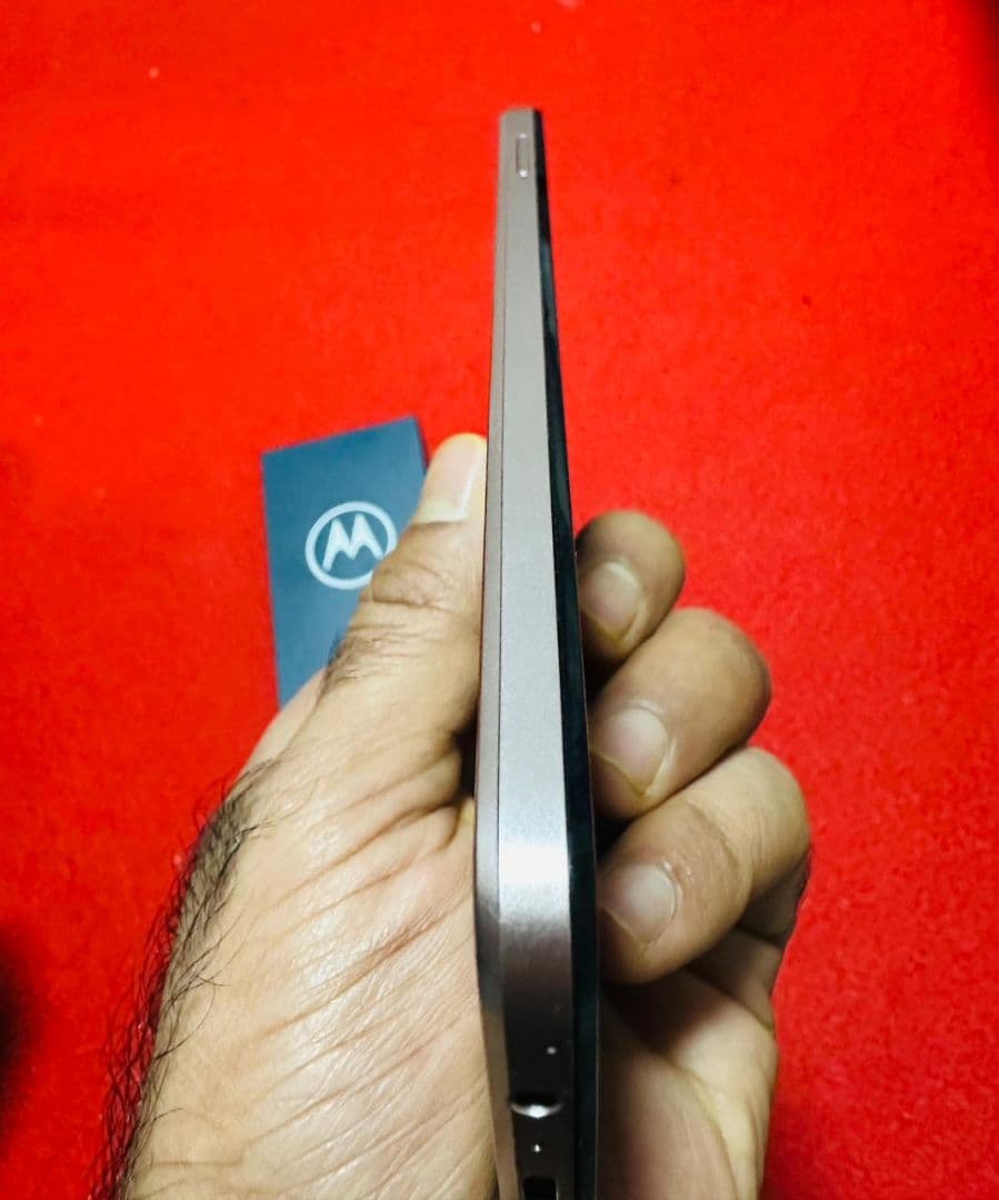 Motorola moto g 53y 5G ゴールド 本体