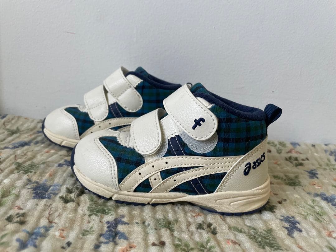 アシックス × familiar コラボスニーカー 14.5cm 未使用