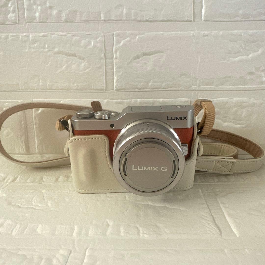 【本日のみ値下げ】　LUMIX DC-GF9 ミラーレス一眼カメラ