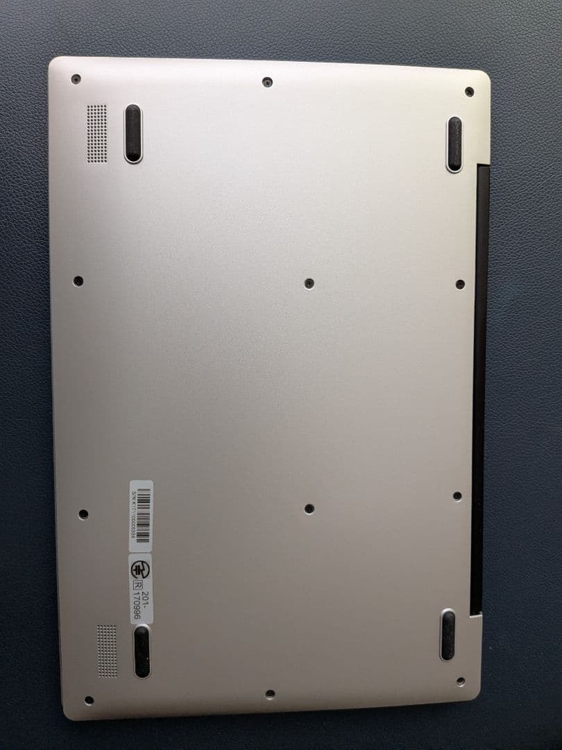 【美品】ドンキの爆安ノートパソコン 14インチ 保護フィルムつき