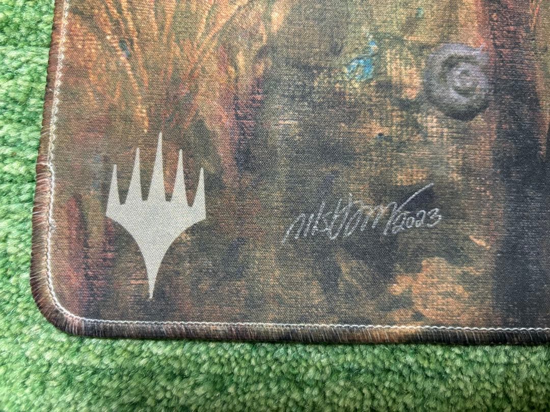 MTGプレイマット　不屈の追跡者　Tireless Tracker No232