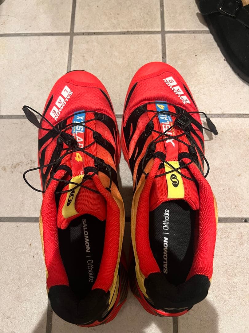 SALOMON XT-4 スニーカー レッド
