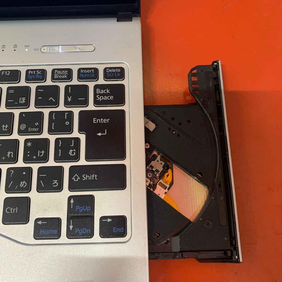 富士通 爆速SSDノートパソコン Windows 11 Core i5