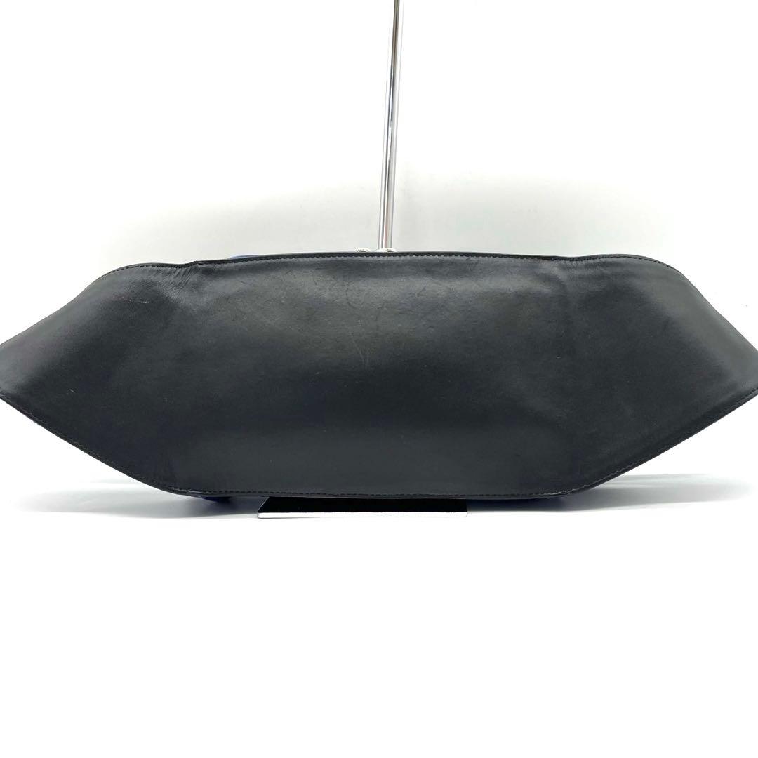 【希少 極美品】バレンシアガ ネオリフト ボディバッグ ロゴ キャンバス レザー