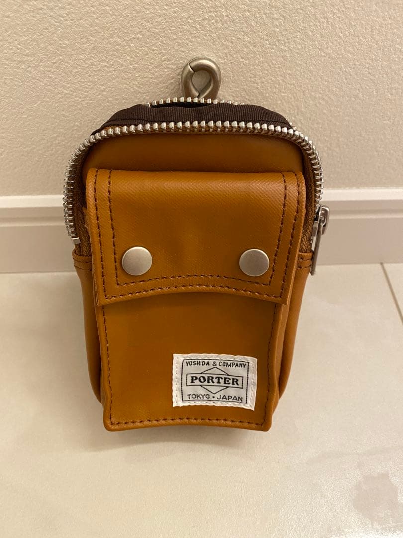 吉田カバン　PORTER 小型ポーチ　小物入れ　キャメル