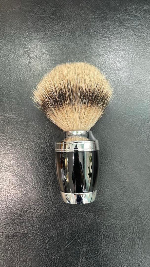 ミューレ　STYLO　シェービングブラシ／ブラックレジン／シルバーチップバジャー