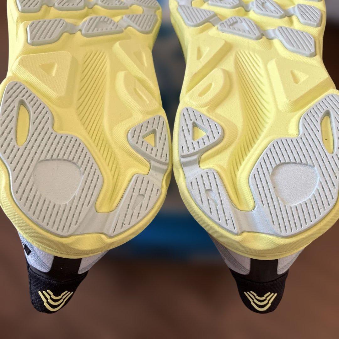 【27.0cm新品未使用】ホカオネオネ クリフトン9