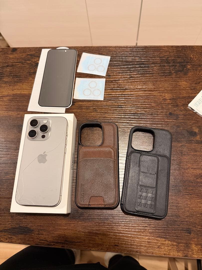 【海外版SIMフリー】iPhone 15pro 256GB ナチュラルチタニウム