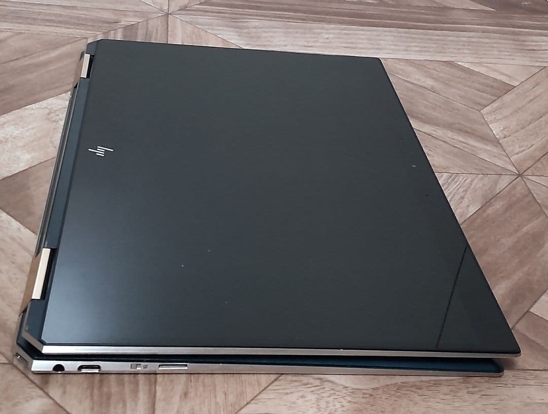 美品2in1PC hp specter 13/Core i5/8GB/256GB