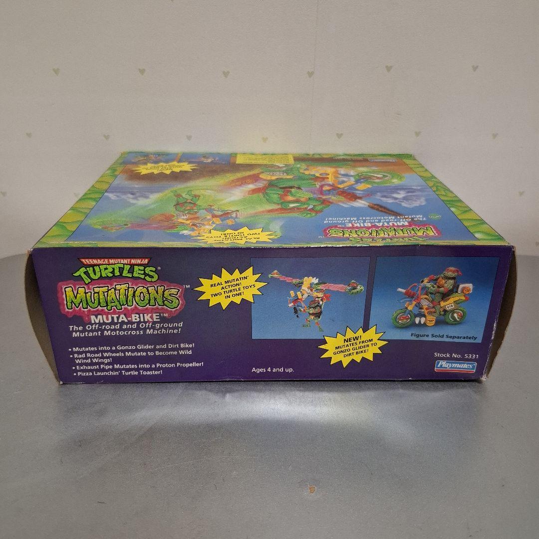 ミュータントタートルズ タートルバイク タカラ playmates フィギュア