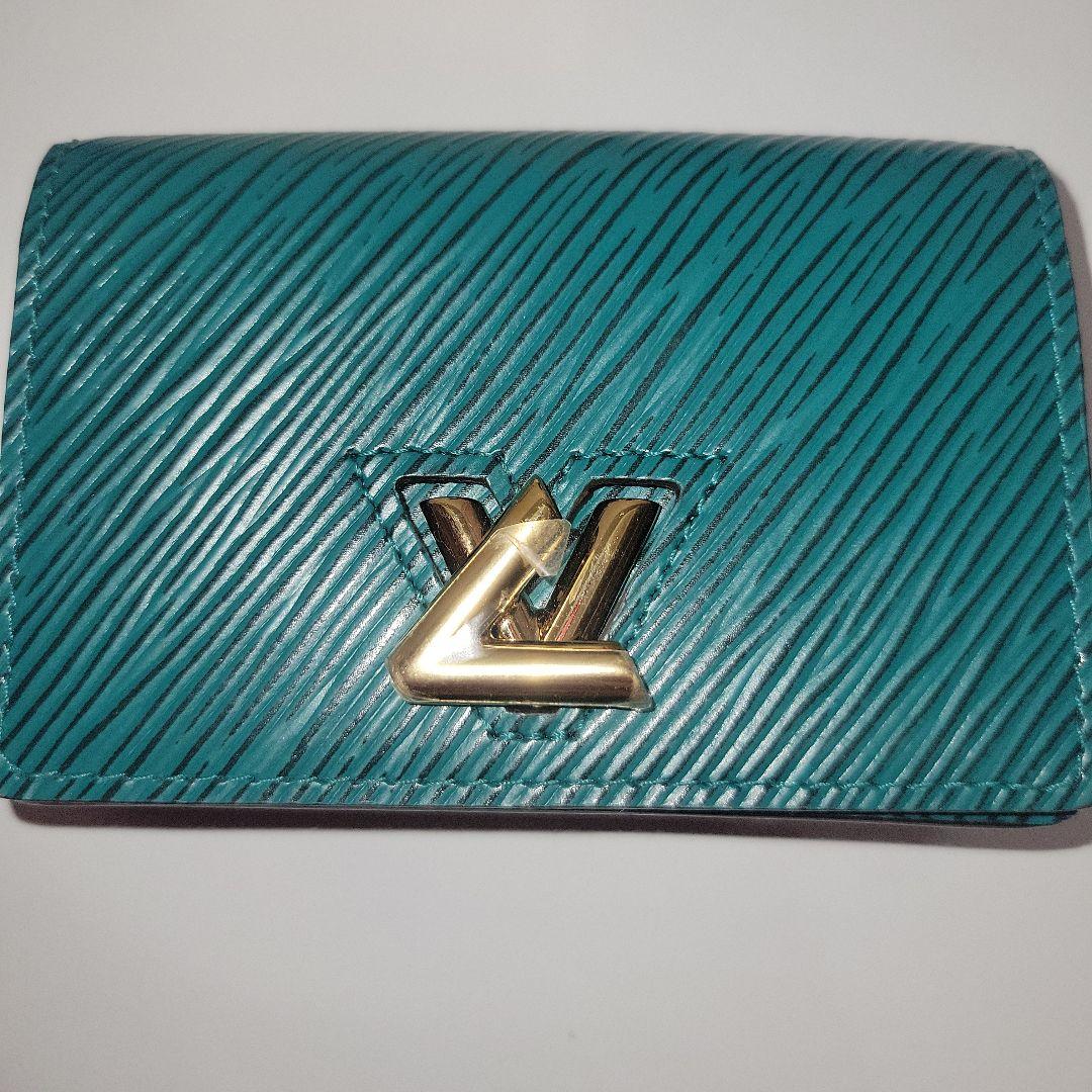 LOUIS VUITTON カードケース未使用エピ ツイストミュルティカルト
