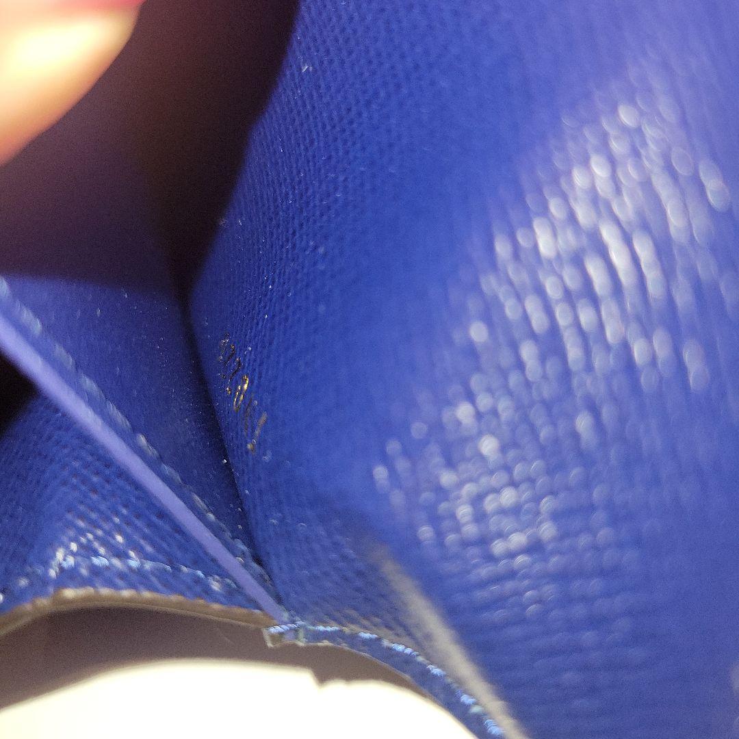 LOUIS VUITTON カードケース未使用エピ ツイストミュルティカルト