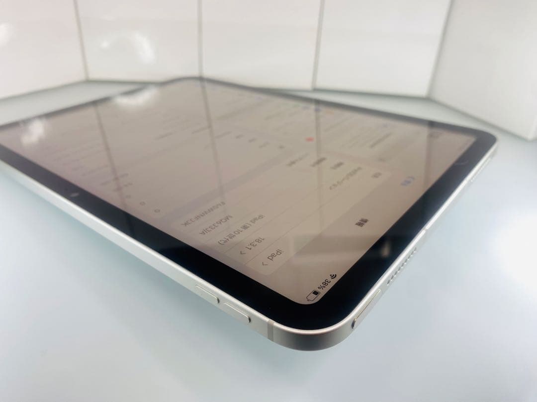 iPad 第10世代 64GBシルバーCellular Apple SIMフリー