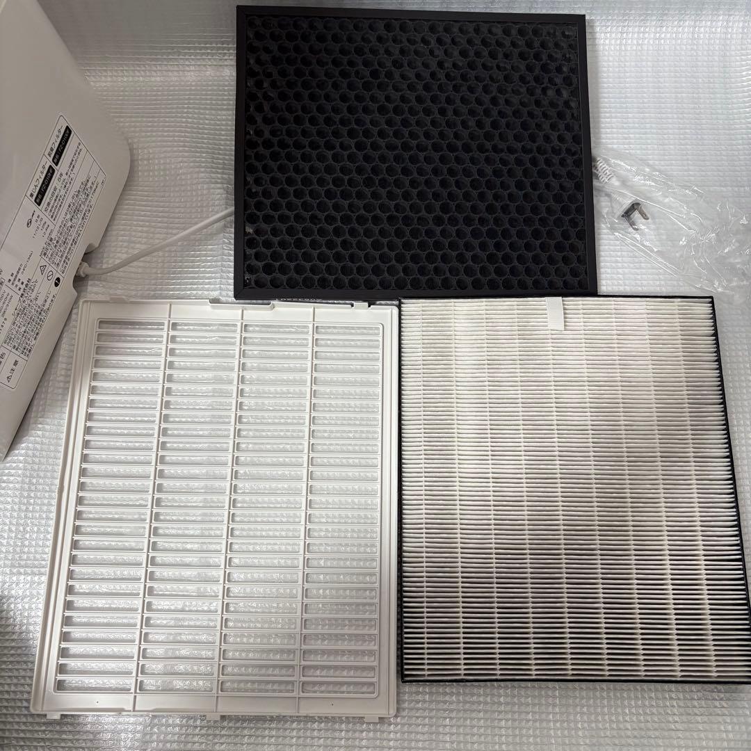 シャープ　空気清浄除湿機　CV-EF120-W