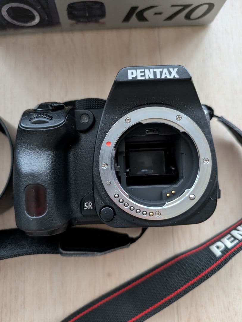 即発送★PENTAX K-70 300W ズーム RE キット（ ブラック）