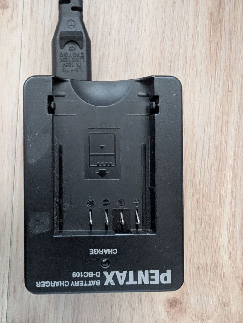 即発送★PENTAX K-70 300W ズーム RE キット（ ブラック）